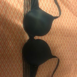 Pink Victoria’s Secret Bra